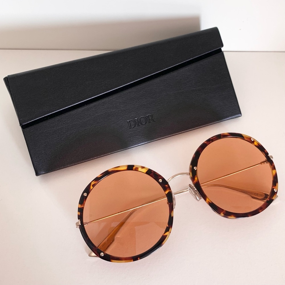 New Dior large round sunglasses
